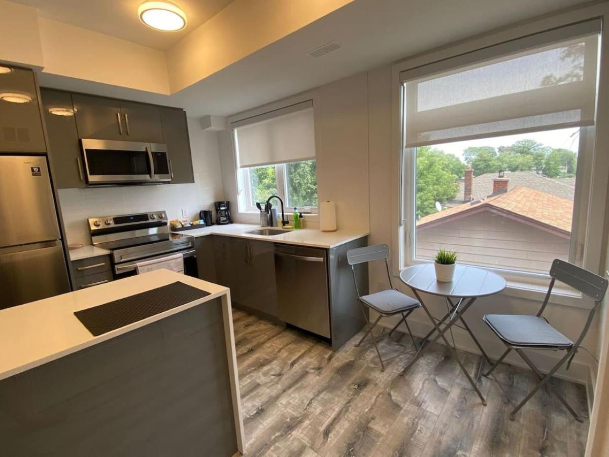 Stylish Townhome Gem With Several Amenities Just Minutes To The Falls Niagara Falls Exterior photo